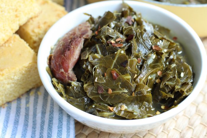 How to cook collard greens southern style